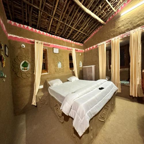 Savaliya Homestay, Gyanpura